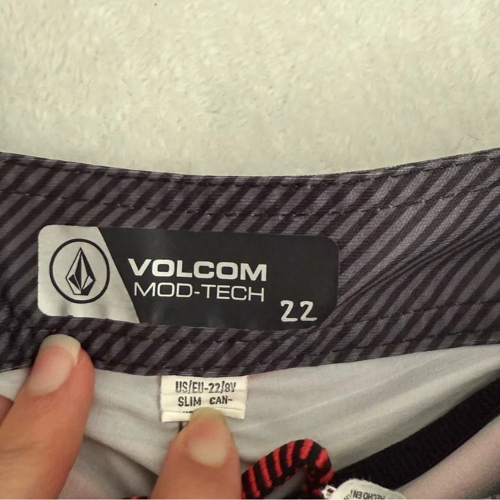 Volcom Red and Gray Boardshorts 22 (8Y)